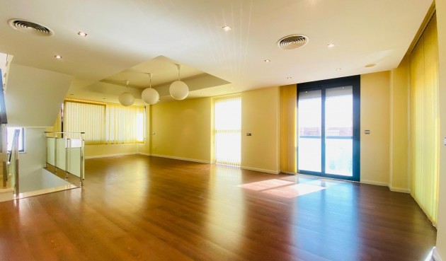 Resale - Villa -
Santiago de la Ribera - San Blas