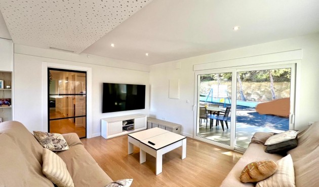 Resale - Villa -
Elda - Inland