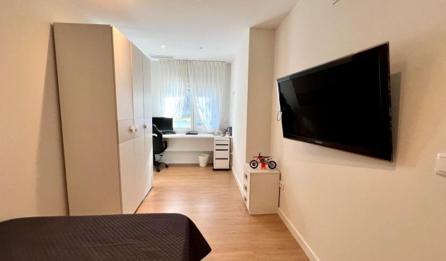 Resale - Villa -
Elda - Inland