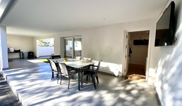 Resale - Villa -
Elda - Inland