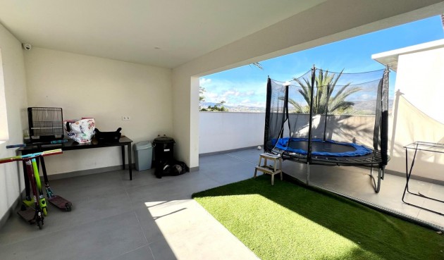 Resale - Villa -
Elda - Inland