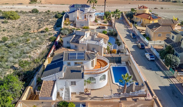 Brukt - Villa -
Rojales - Inland