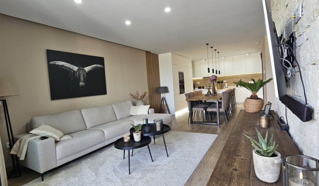 Brukt - Villa -
Dolores - Sector 4