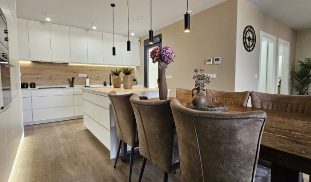 Brukt - Villa -
Dolores - Sector 4