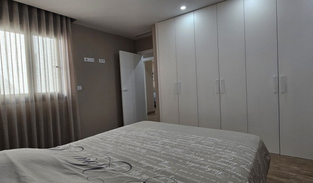 Brukt - Villa -
Dolores - Sector 4