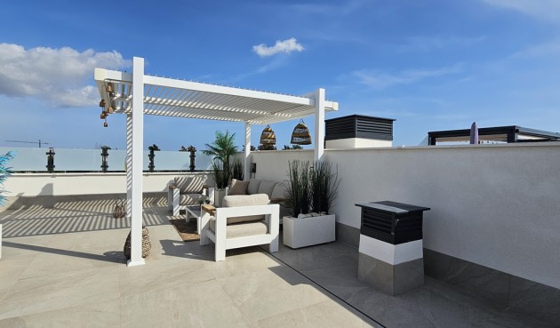 Brukt - Villa -
Dolores - Sector 4