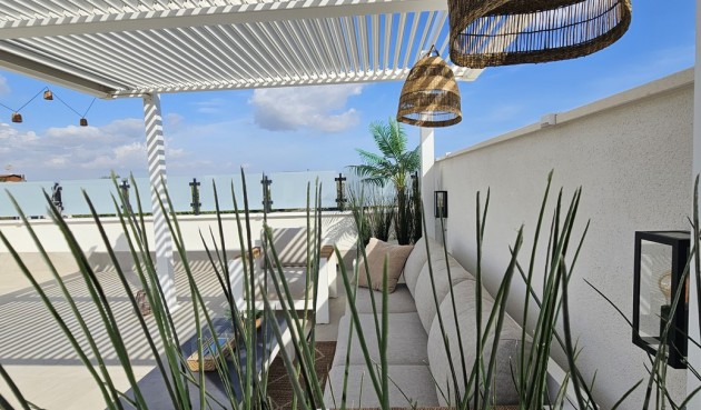 Brukt - Villa -
Dolores - Sector 4