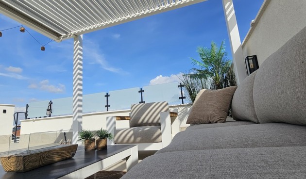 Brukt - Villa -
Dolores - Sector 4