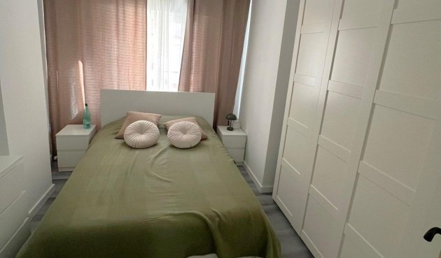 Resale - Apartment -
Torrevieja - Curva Del Palangre