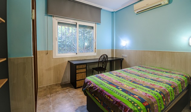 Reventa - Villa -
Orihuela - Inland