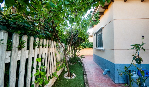 Reventa - Villa -
Orihuela - Inland