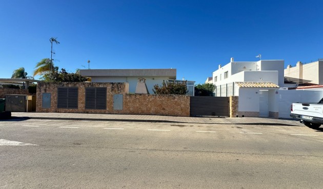 Brukt - Town House -
Pilar de la Horadada - Costa Blanca