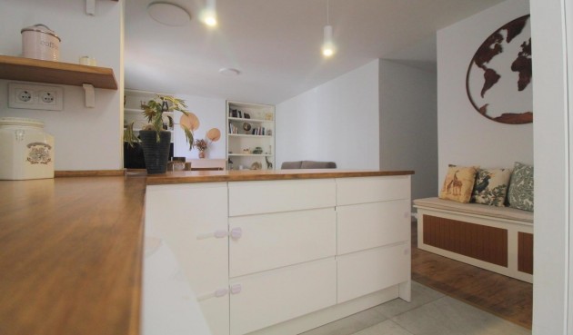 Resale - Apartment -
Torrevieja - Costa Blanca