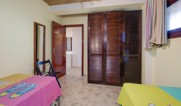 Resale - Apartment -
Guardamar del Segura - Pinomar