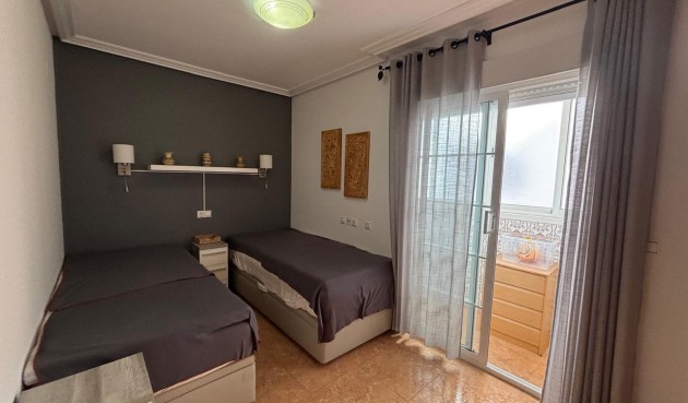 Återförsäljning - Apartment -
Torrevieja