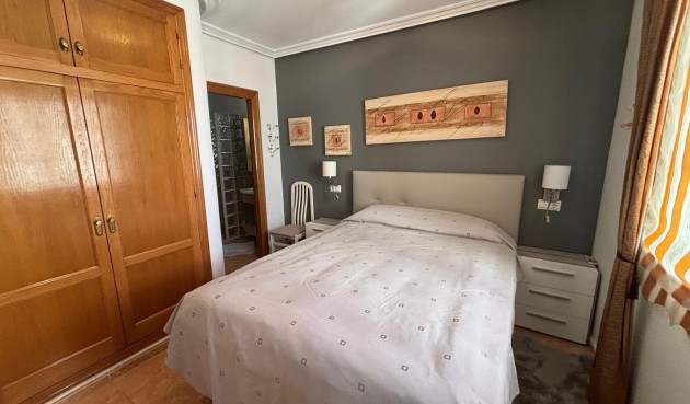 Återförsäljning - Apartment -
Torrevieja