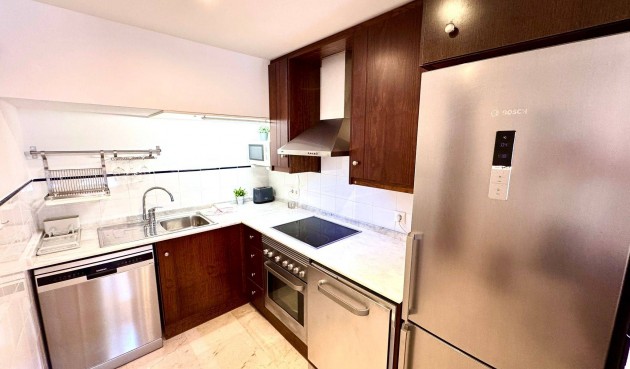 Resale - Apartment -
Torrevieja - Punta Prima