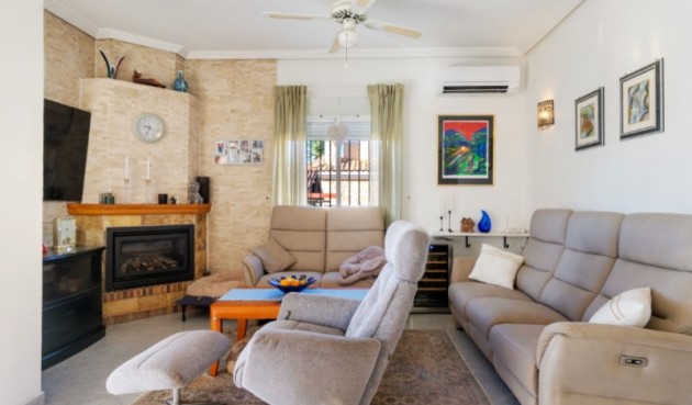 Reventa - Villa -
Torrevieja - Costa Blanca