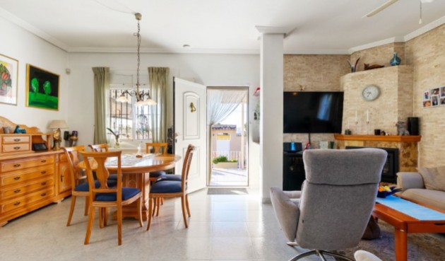 Reventa - Villa -
Torrevieja - Costa Blanca