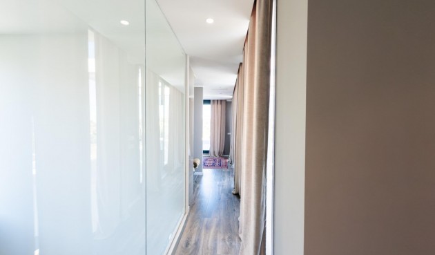 Resale - Villa -
Orihuela - Las Colinas Golf