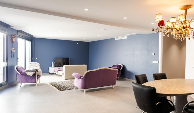 Resale - Villa -
Orihuela - Las Colinas Golf