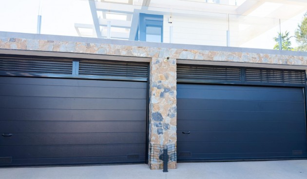 Resale - Villa -
Orihuela - Las Colinas Golf