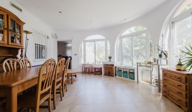 Återförsäljning - Villa -
Torrevieja - Costa Blanca