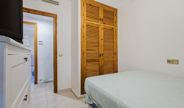 Återförsäljning - Villa -
Torrevieja - Costa Blanca