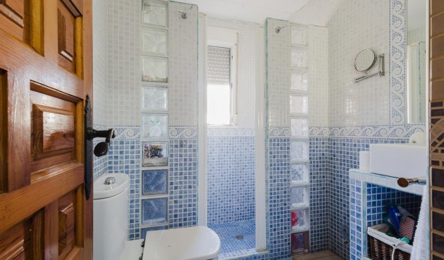 Återförsäljning - Villa -
Torrevieja - Costa Blanca