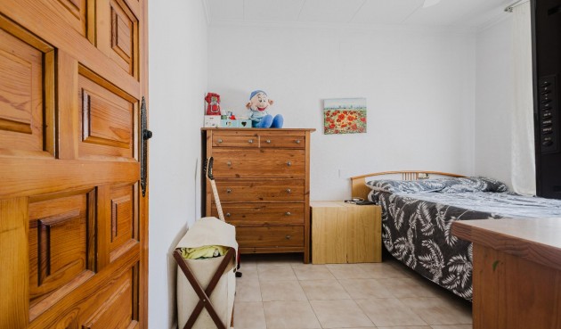 Återförsäljning - Villa -
Torrevieja - Costa Blanca