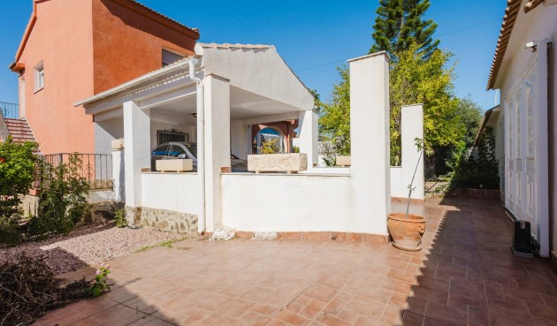 Återförsäljning - Villa -
Torrevieja - Costa Blanca