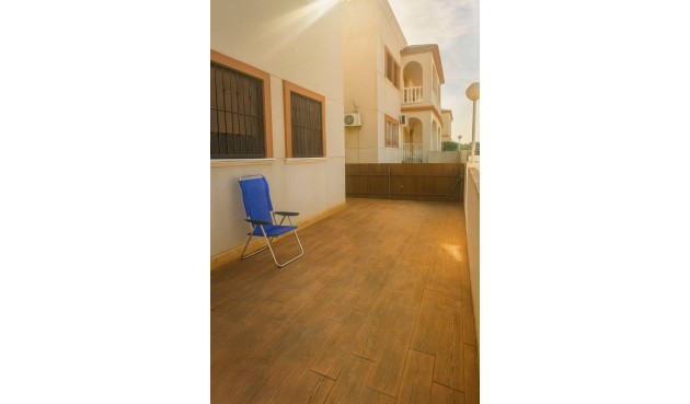 Brukt - Apartment -
Daya Vieja - Costa Blanca