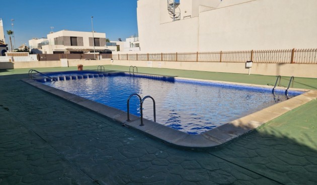 Brukt - Apartment -
Daya Vieja - Costa Blanca