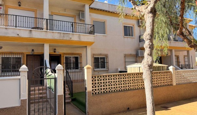 Brukt - Bungalow -
Orihuela Costa - Costa Blanca