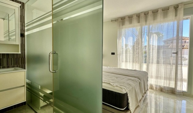 Brukt - Villa -
Orihuela Costa - Lomas De Cabo Roig-los Dolses