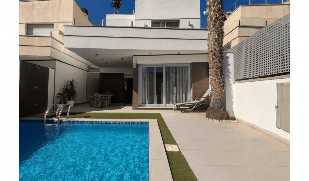 Brukt - Villa -
Orihuela Costa - Lomas De Cabo Roig-los Dolses