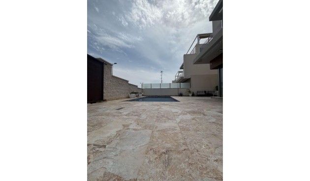 Resale - Villa -
Orihuela Costa - Villamartín-las Filipinas