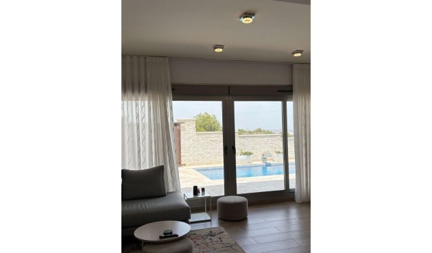 Resale - Villa -
Orihuela Costa - Villamartín-las Filipinas