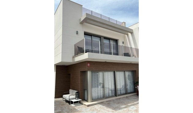 Resale - Villa -
Orihuela Costa - Villamartín-las Filipinas