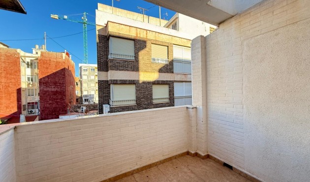 Återförsäljning - Apartment -
Torrevieja - Las Piscinas Naturales