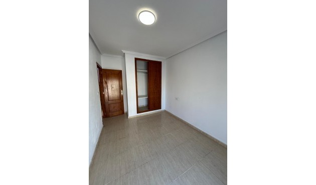 Resale - Duplex -
Orihuela Costa - Los Almendros-la Florida