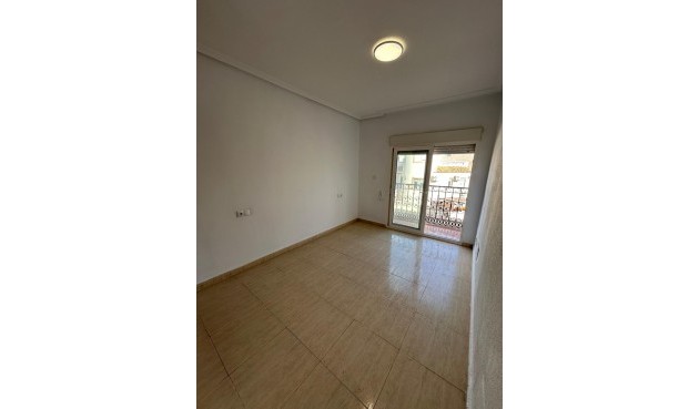 Resale - Duplex -
Orihuela Costa - Los Almendros-la Florida