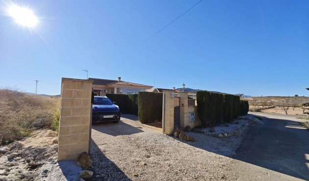 Resale - Villa -
Canada del Trigo - Inland