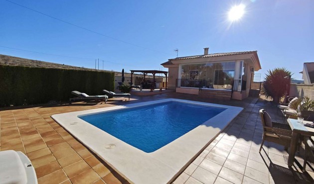 Resale - Villa -
Canada del Trigo - Inland