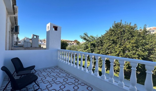 Brukt - Town House -
Torrevieja - Estacion De Autobuses