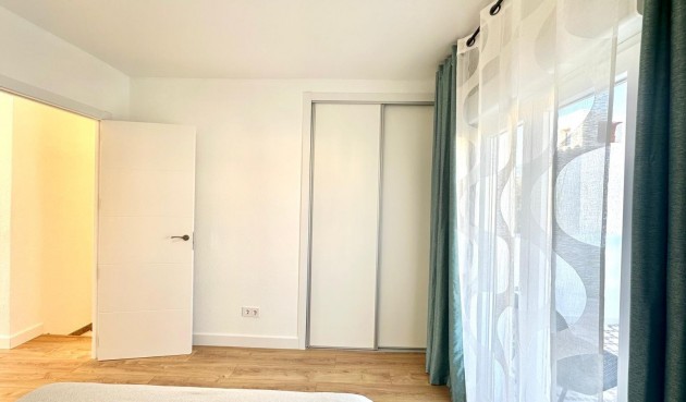 Brukt - Town House -
Torrevieja - Estacion De Autobuses