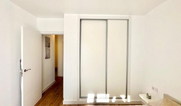 Brukt - Town House -
Torrevieja - Estacion De Autobuses