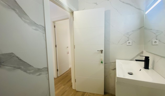 Återförsäljning - Bungalow -
Playa Flamenca - Costa Blanca