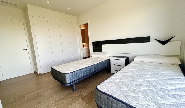 Resale - Apartment -
Las Colinas Golf - Costa Blanca