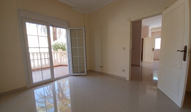 Resale - Villa -
Cabo Roig - Costa Blanca